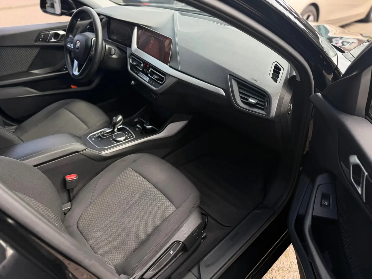 118i Executive Edition Xenon|XlNavi|VirtualDashboard|Nap!!