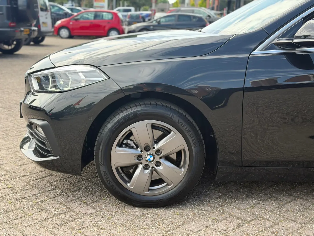 118i Executive Edition Xenon|XlNavi|VirtualDashboard|Nap!!