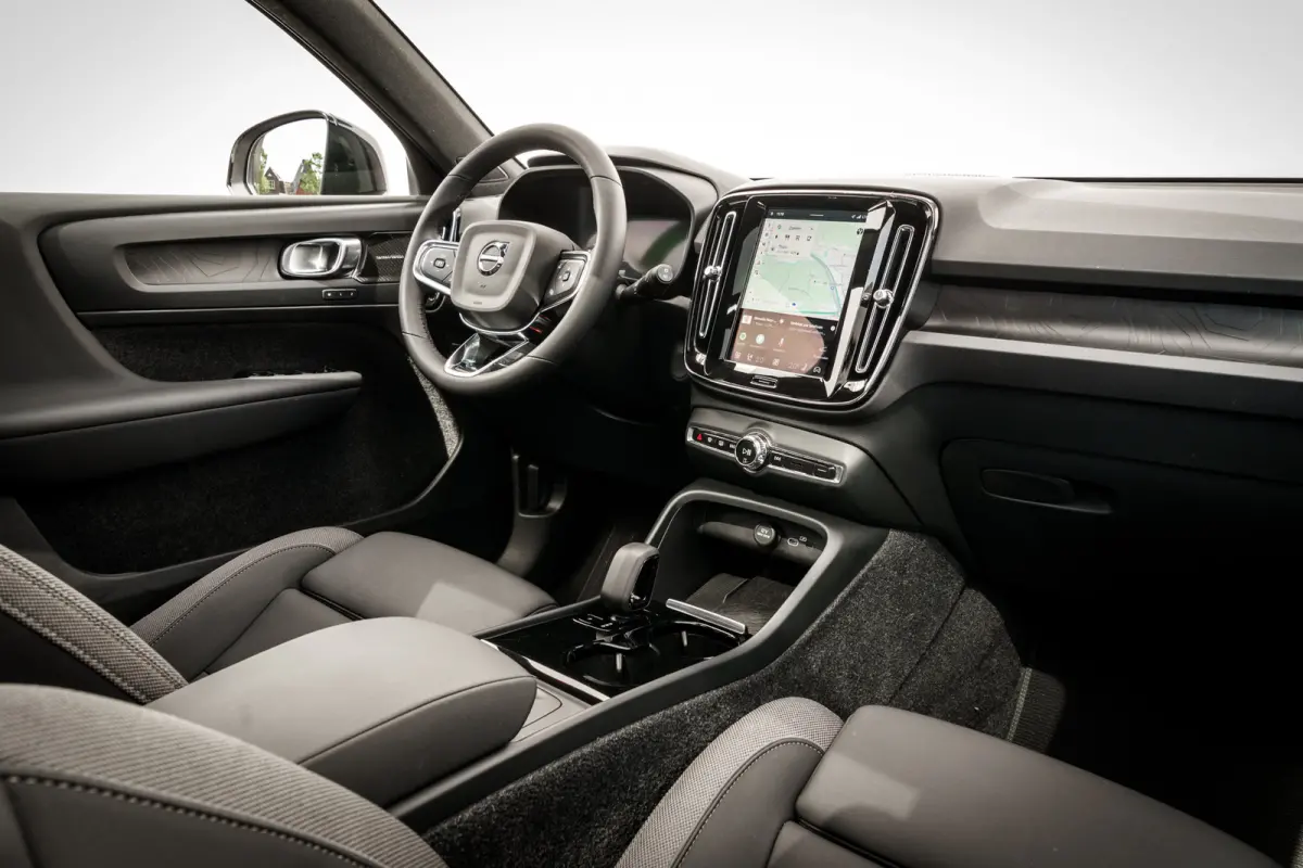 Single Motor Extended Range Ultimate | 82 kWh SOH 95,5% | Panoramadak | 360 camera | 19 inch | Elektr. Stoelen | Harman Kardon | XC