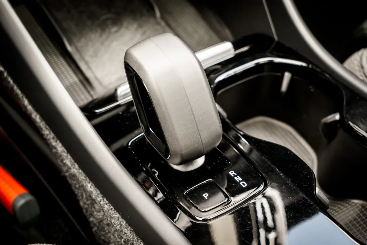 Single Motor Extended Range Ultimate | 82 kWh SOH 95,5% | Panoramadak | 360 camera | 19 inch | Elektr. Stoelen | Harman Kardon | XC