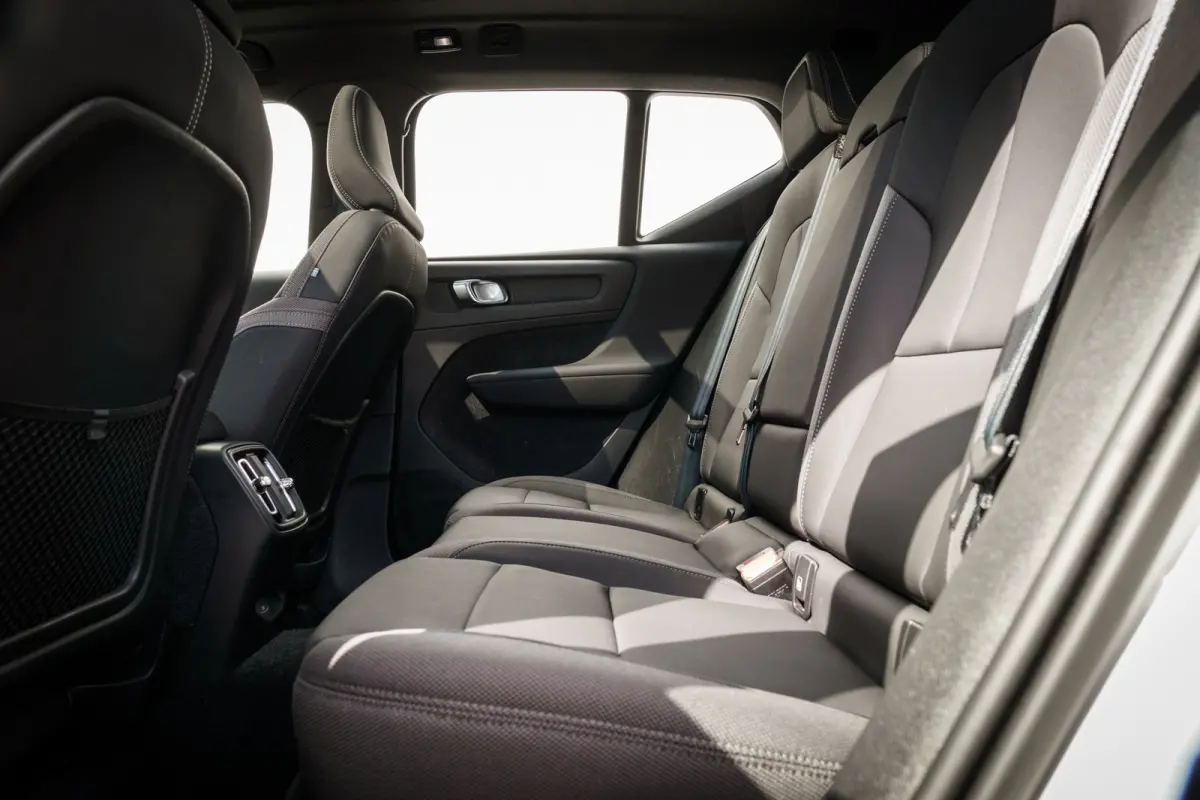 Single Motor Extended Range Ultimate | 82 kWh SOH 95,5% | Panoramadak | 360 camera | 19 inch | Elektr. Stoelen | Harman Kardon | XC