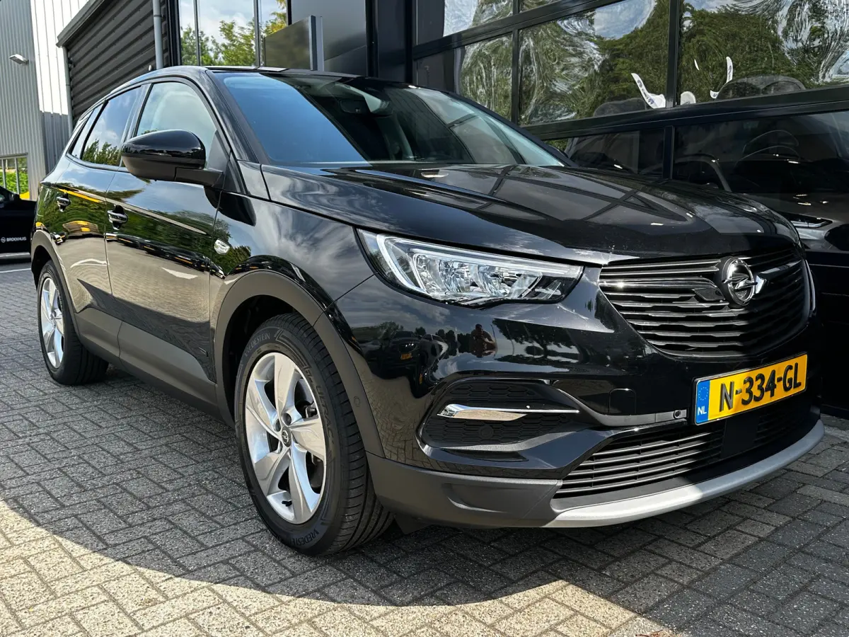 1.6 Turbo 225 PK Hybrid Elegance | SOH 95%| AGR-COMFORTSTOELEN| CAMERA + SENSOREN| NAVIGATIE + APPLE CARPLAY/ANDROID AUTO| KEYLESS START| LED| DEALER ONDERHOUDEN|