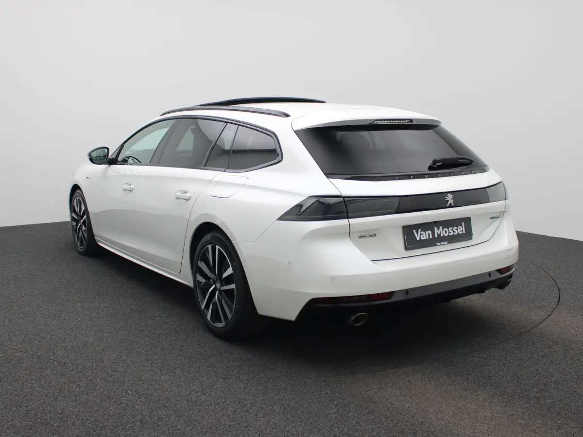 1.6 Hybrid 225 e-EAT8 GT Pack | Panoramadak | Apple Carplay / Android Auto | Stoelverwarming | Achteruitrijcamera | Parkeersensoren |