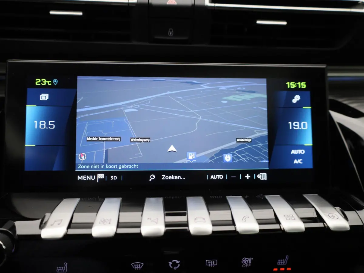 1.6 Hybrid 225 e-EAT8 GT Pack | Panoramadak | Apple Carplay / Android Auto | Stoelverwarming | Achteruitrijcamera | Parkeersensoren |