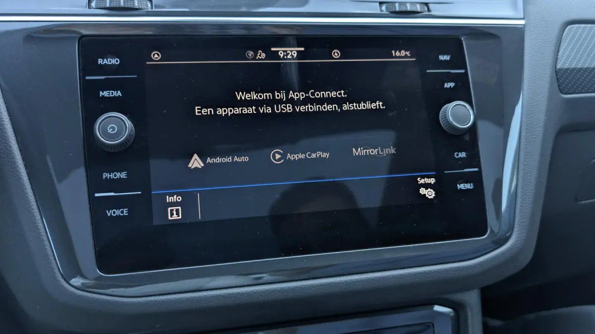1.5 TSI 150pk DSG R-Line Panoramadak | Black style | App connect