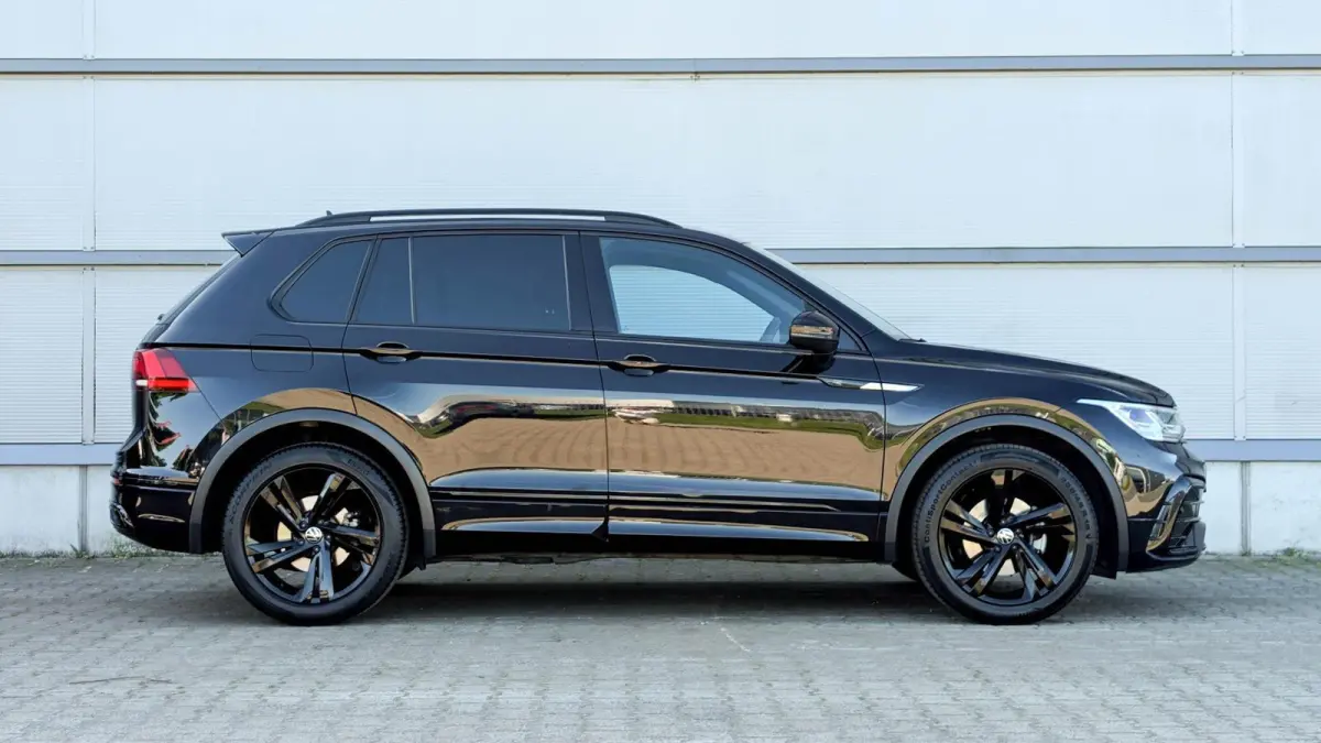 1.5 TSI 150pk DSG R-Line Panoramadak | Black style | App connect