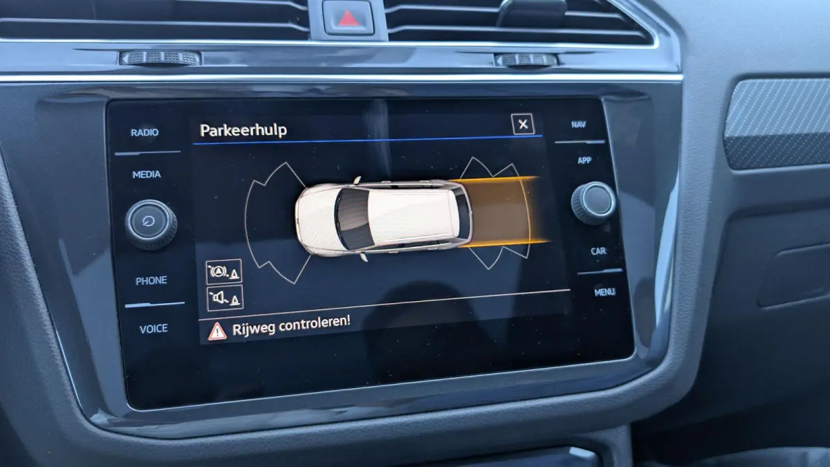 1.5 TSI 150pk DSG R-Line Panoramadak | Black style | App connect
