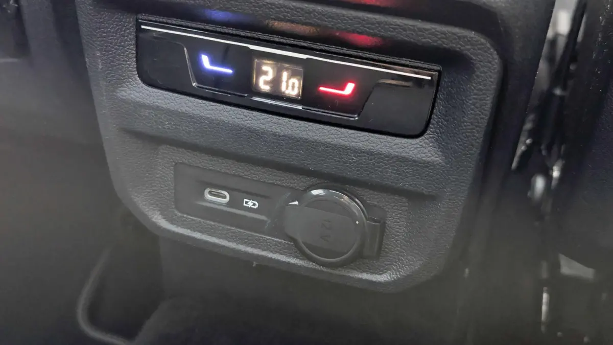 1.5 TSI 150pk DSG R-Line Panoramadak | Black style | App connect
