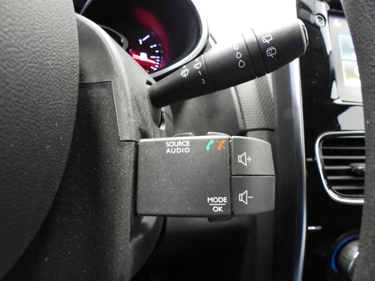 0.9 TCe Zen NAVI/AIRCO/CRUISE/BLUETOOTH!