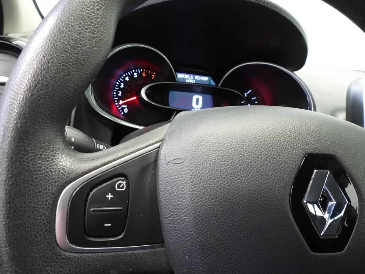 0.9 TCe Zen NAVI/AIRCO/CRUISE/BLUETOOTH!