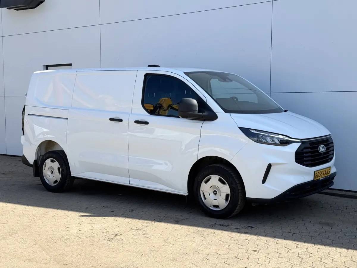 2.0 TDCI 140PK AWD Automaat L1 4x4 4WD LED Airco Carplay Camera Navigatie Parkeersensoren v+a Vierwielaandrijving