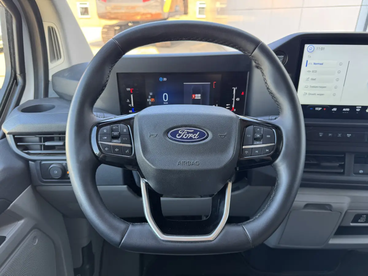 2.0 TDCI 140PK AWD Automaat L1 4x4 4WD LED Airco Carplay Camera Navigatie Parkeersensoren v+a Vierwielaandrijving