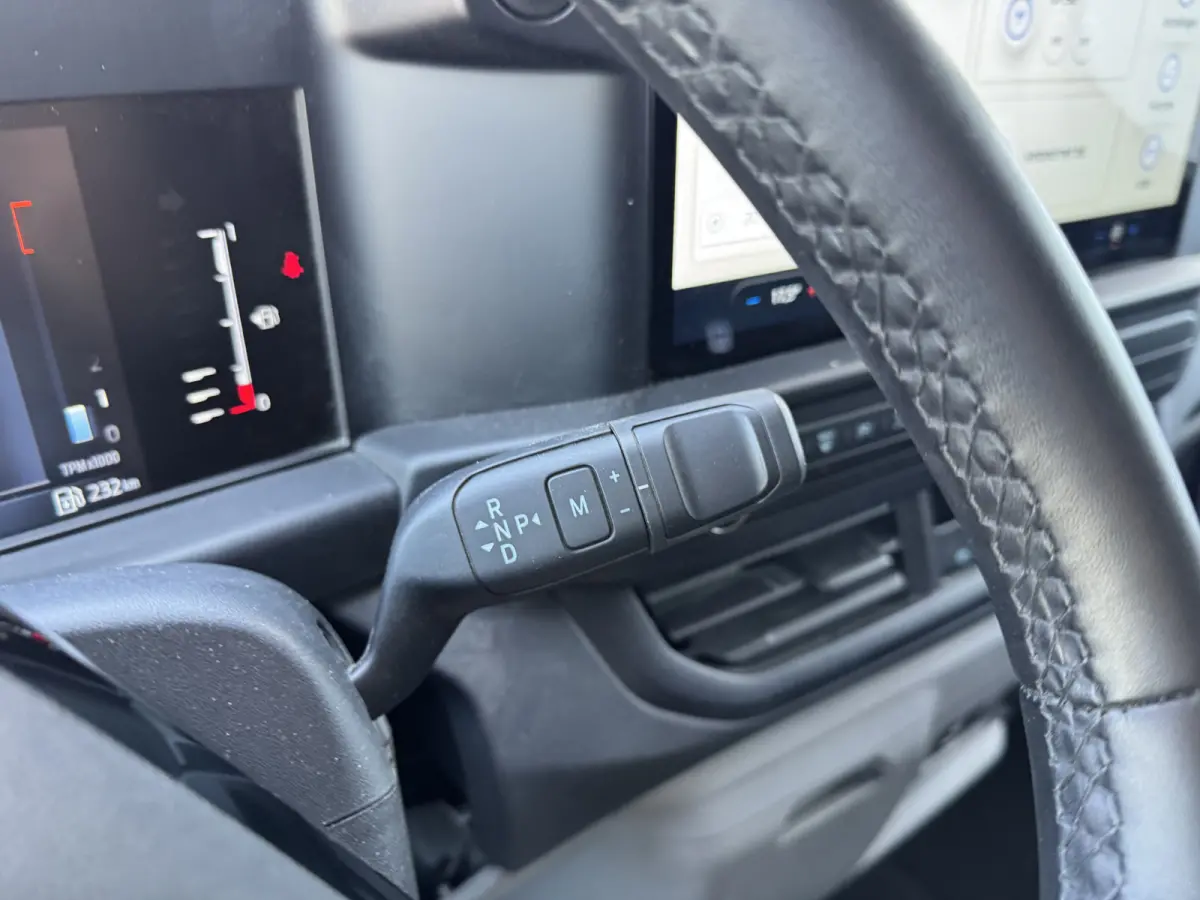 2.0 TDCI 140PK AWD Automaat L1 4x4 4WD LED Airco Carplay Camera Navigatie Parkeersensoren v+a Vierwielaandrijving