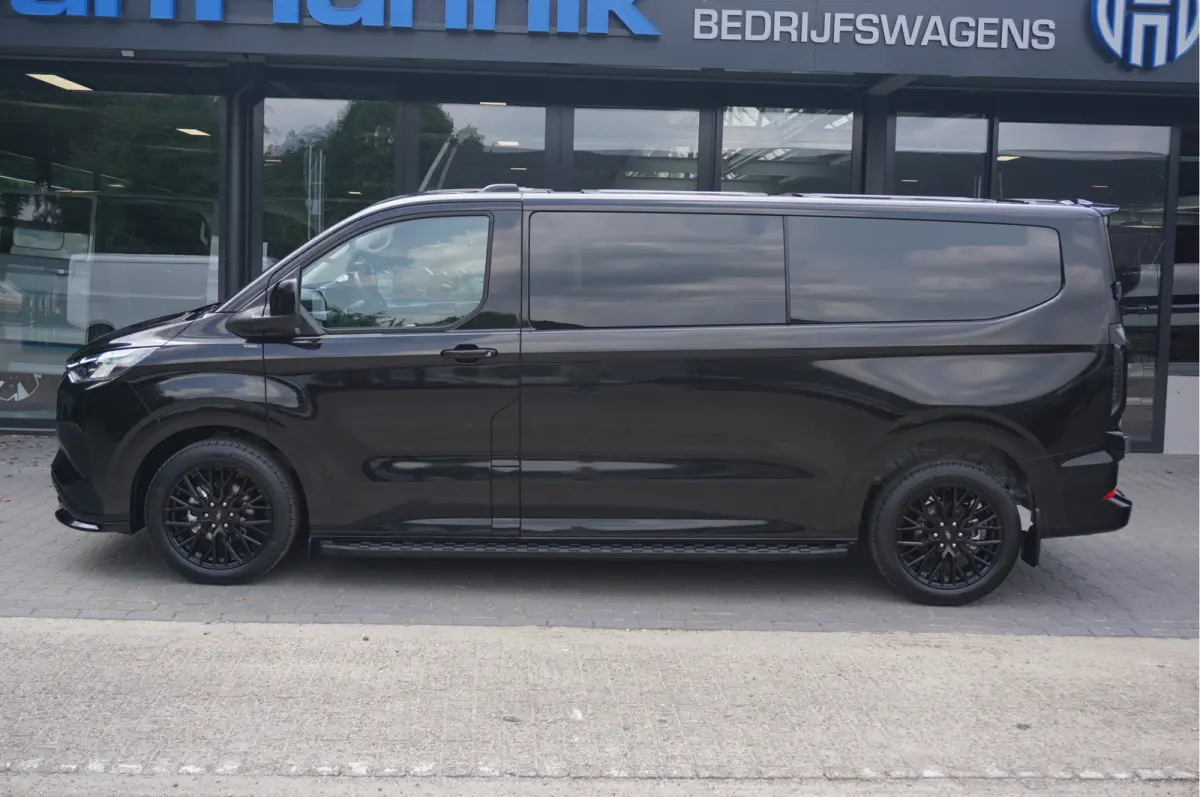 320L 2.5 PHEV 233PK Dubbel Cabine JWR BLACK PRIJS INCL. BPM !! 13" Navi, Adap. Cruise, Camera, 19" LM, Trekhaak!! NR. HYBDCB