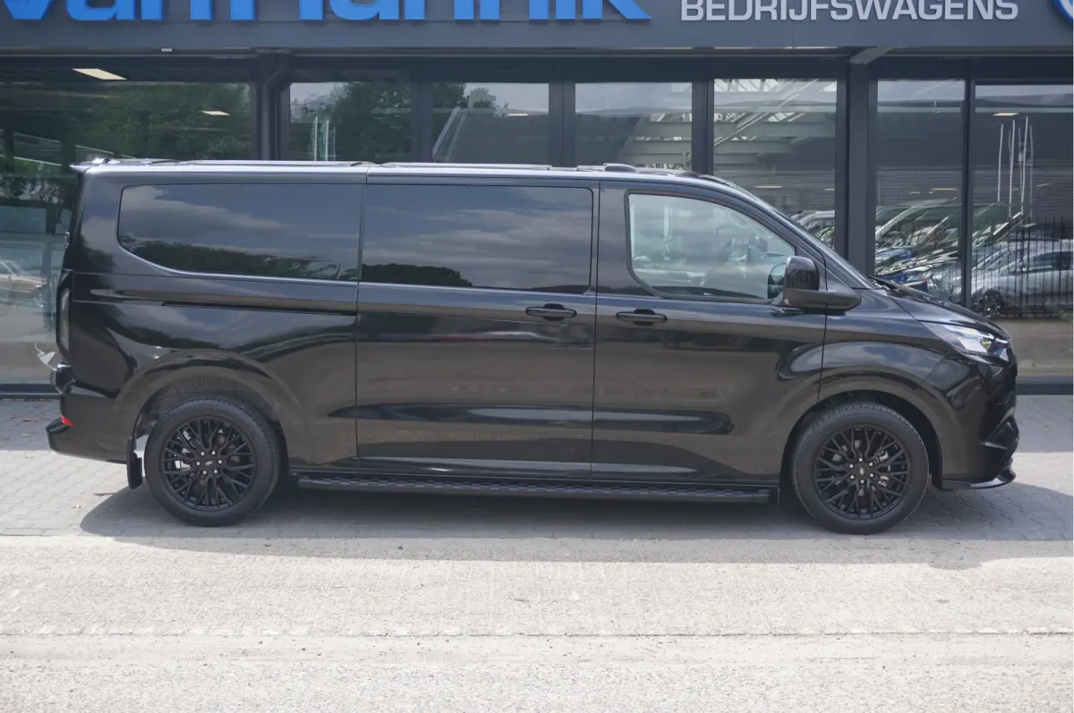 320L 2.5 PHEV 233PK Dubbel Cabine JWR BLACK PRIJS INCL. BPM !! 13" Navi, Adap. Cruise, Camera, 19" LM, Trekhaak!! NR. HYBDCB