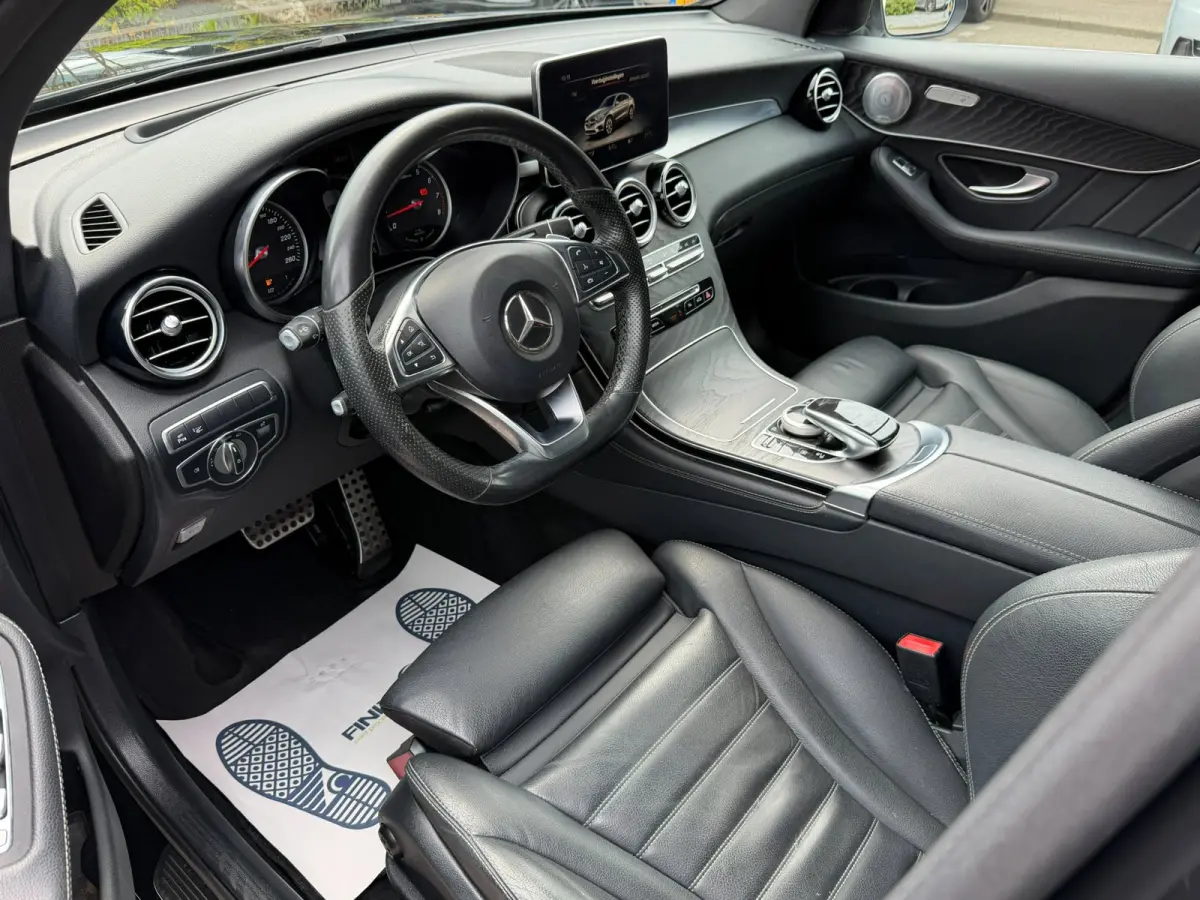 350e 4MATIC Edition 1 l HEMELVERLICHTING l AMG-Pakket