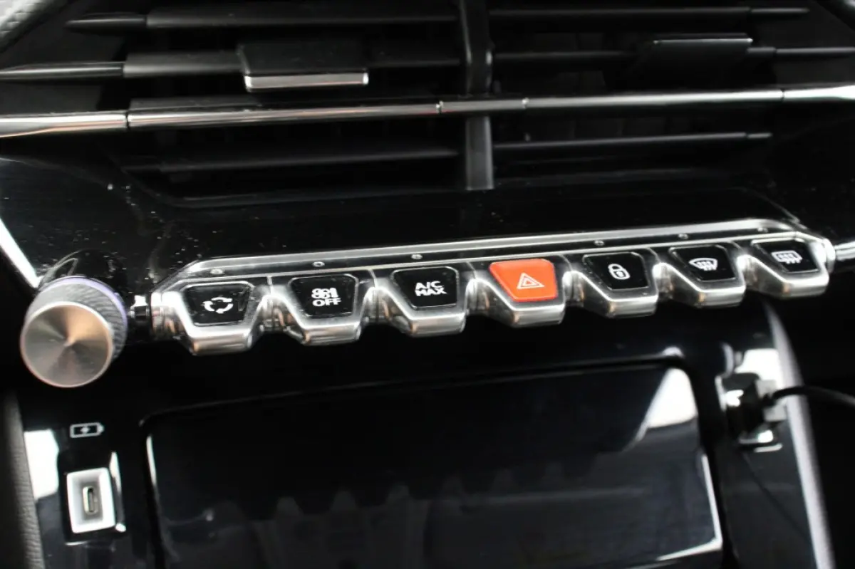 1.2 PureTech Allure - Carplay, Clima, Cruise, Half Leer