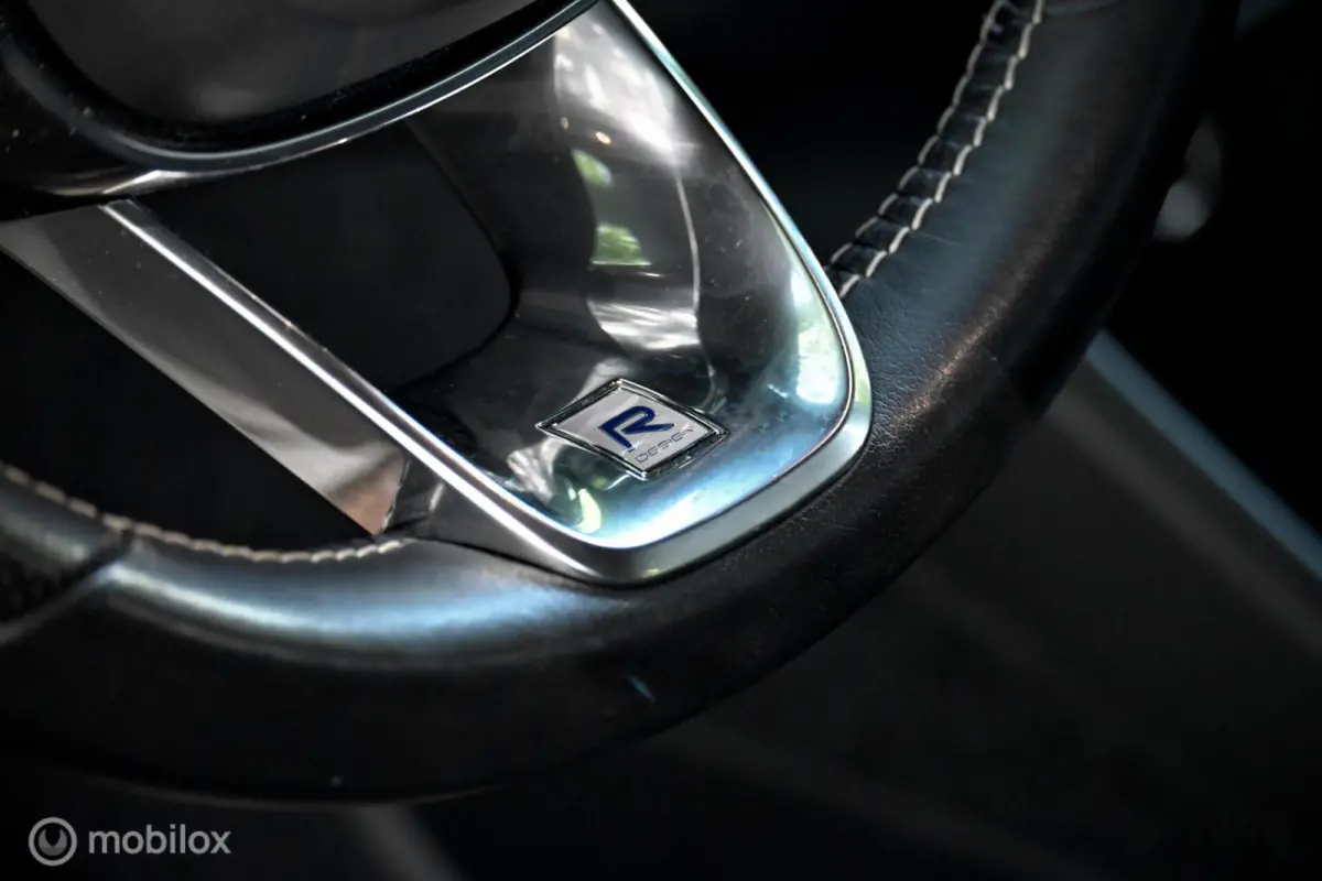 2.0 T4 R-Design| MY20!| BLISS| Stoelverwarming|
