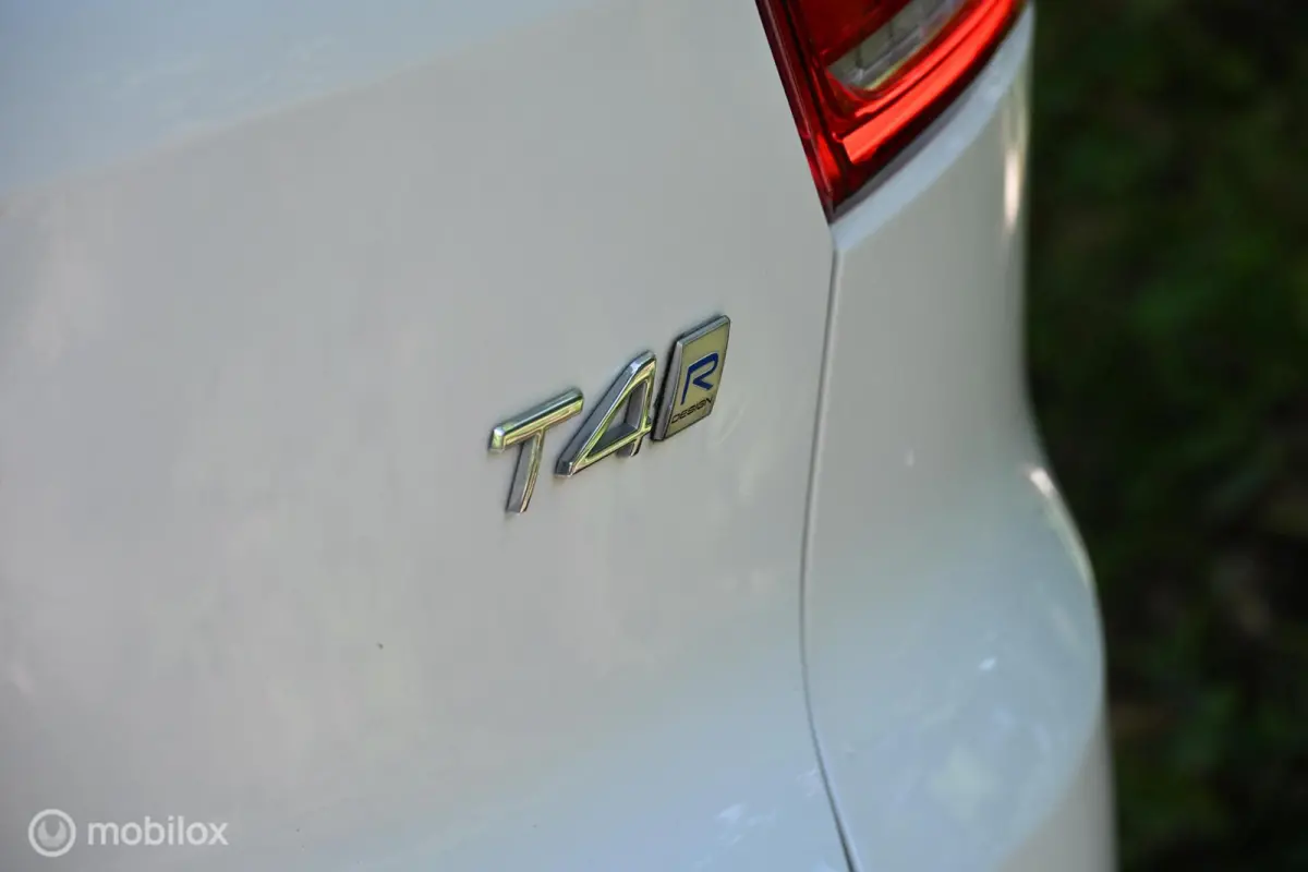 2.0 T4 R-Design| MY20!| BLISS| Stoelverwarming|