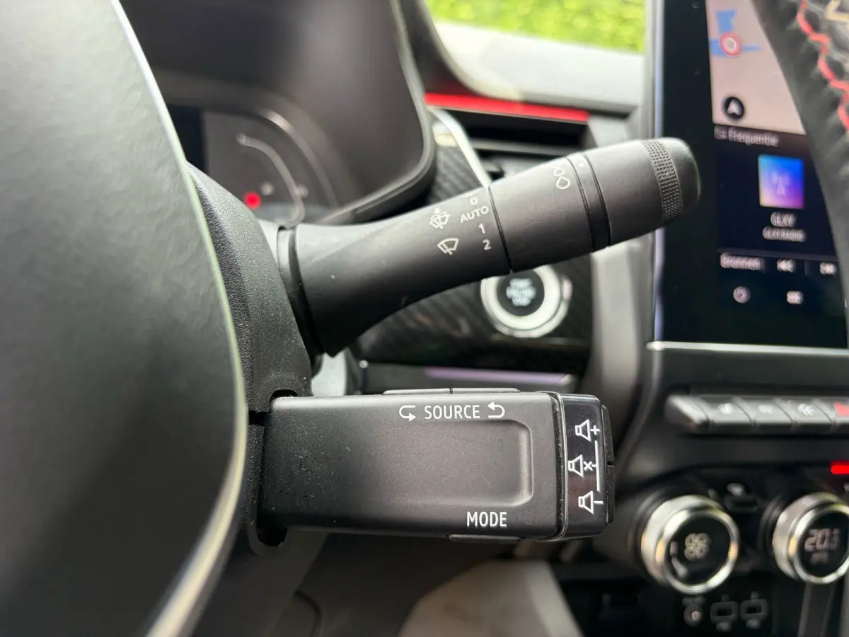 1.6 E-Tech Hybrid 145 R.S. Line Leder Camera Keyless !!NIEUWBINNEN!!