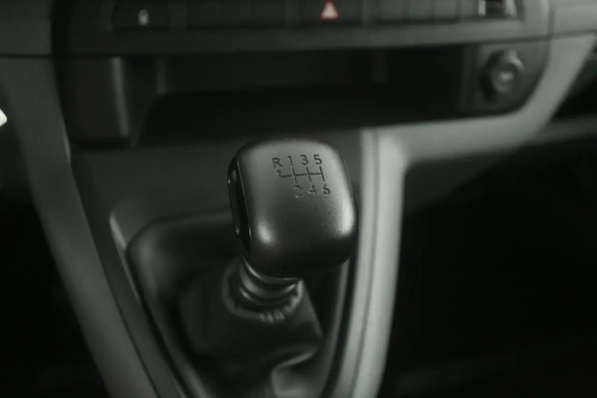 2.0 BlueHDI L3H1 | MARGE | Dubbele Cabine | Airco | Cruise | Carplay | Trekhaak