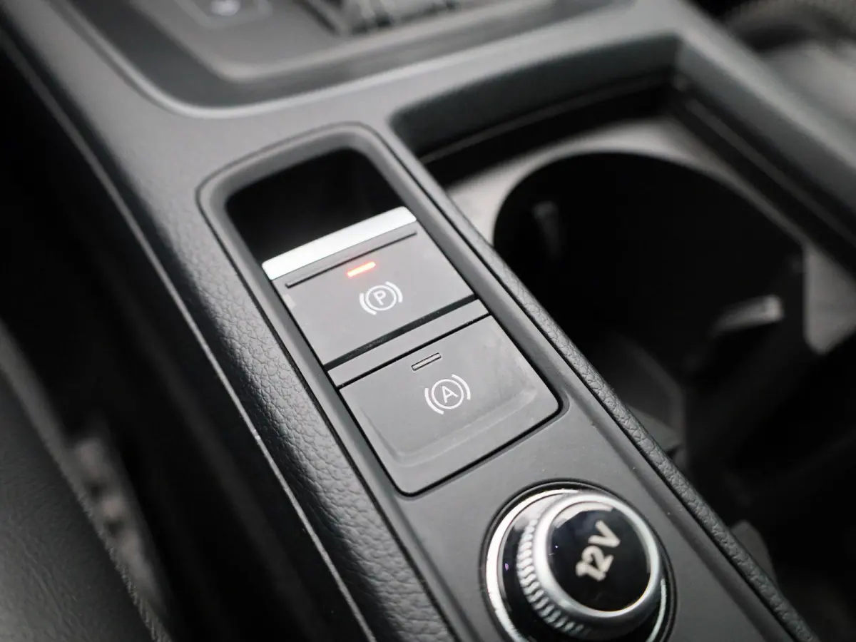 35 TFSI S edition 150 PK | S-line | Automaat | Camera | Trekhaak | SONOS Sound | Adaptive cruise control | Stoelverwarming | Lichtmetalen velgen |