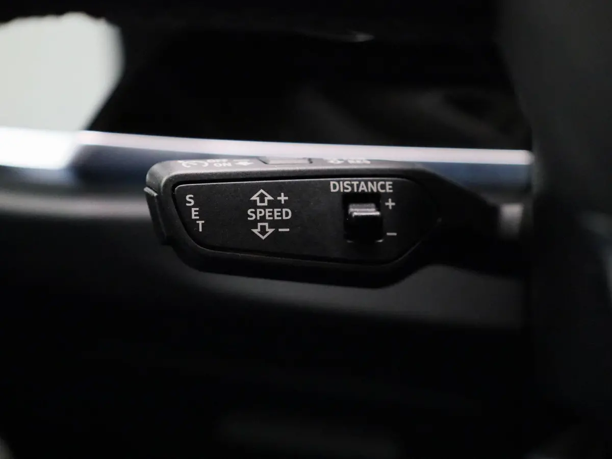 35 TFSI S edition 150 PK | S-line | Automaat | Camera | Trekhaak | SONOS Sound | Adaptive cruise control | Stoelverwarming | Lichtmetalen velgen |