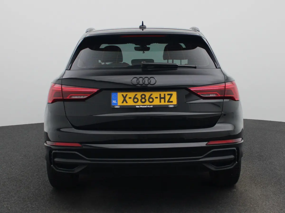 35 TFSI S edition 150 PK | S-line | Automaat | Camera | Trekhaak | SONOS Sound | Adaptive cruise control | Stoelverwarming | Lichtmetalen velgen |