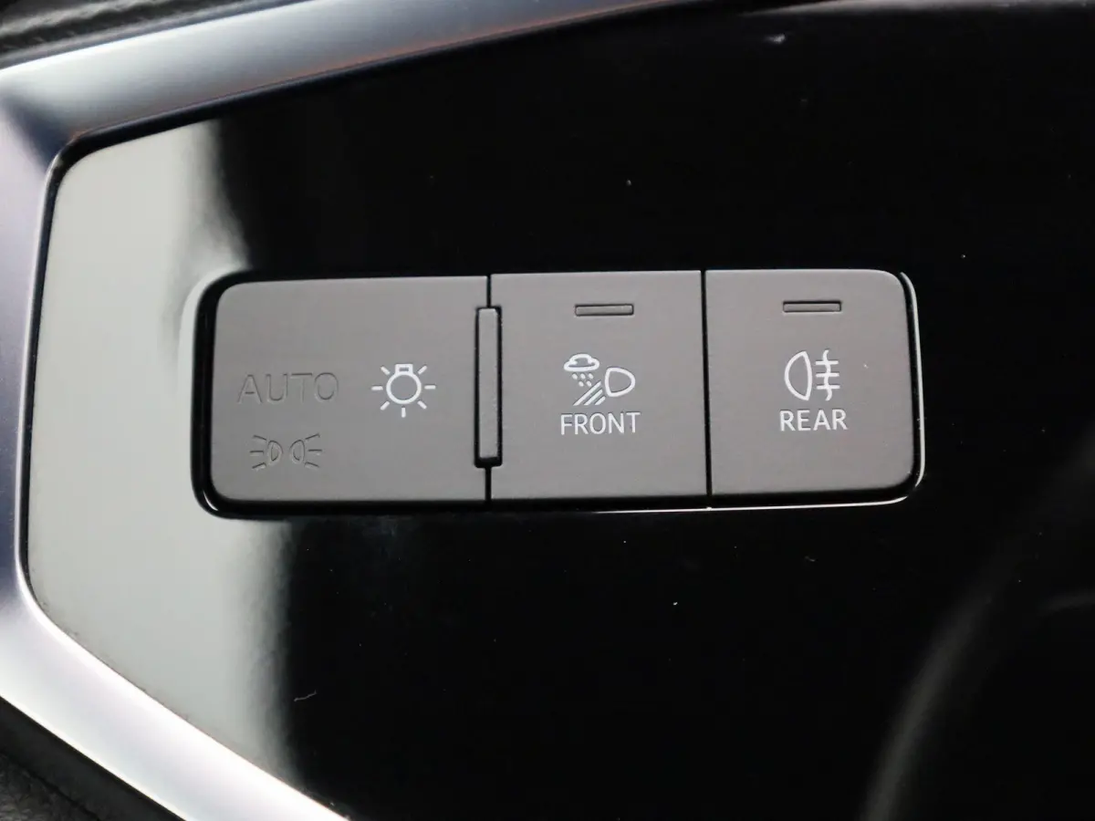 35 TFSI S edition 150 PK | S-line | Automaat | Camera | Trekhaak | SONOS Sound | Adaptive cruise control | Stoelverwarming | Lichtmetalen velgen |