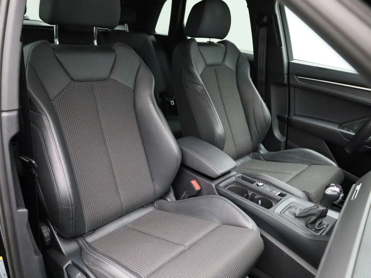 35 TFSI S edition 150 PK | S-line | Automaat | Camera | Trekhaak | SONOS Sound | Adaptive cruise control | Stoelverwarming | Lichtmetalen velgen |