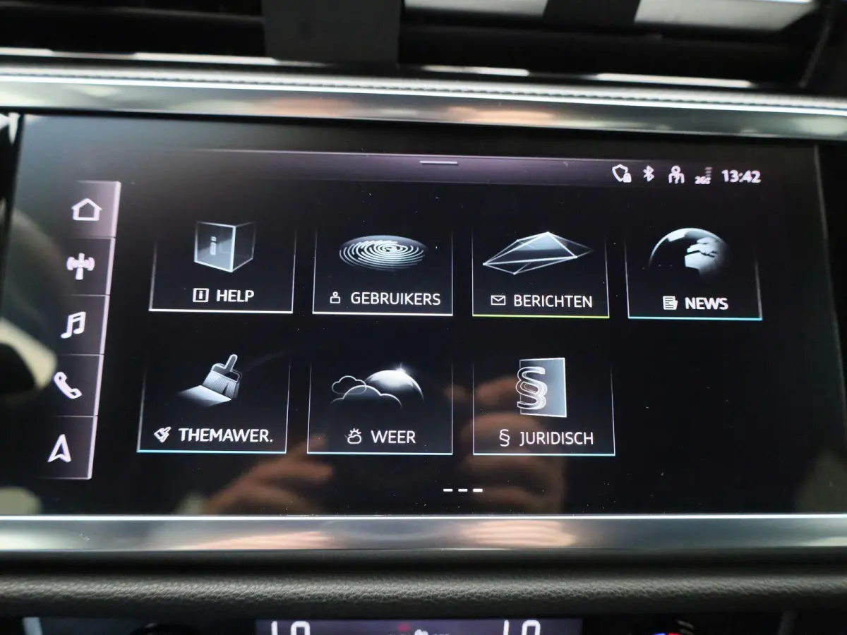 35 TFSI S edition 150 PK | S-line | Automaat | Camera | Trekhaak | SONOS Sound | Adaptive cruise control | Stoelverwarming | Lichtmetalen velgen |
