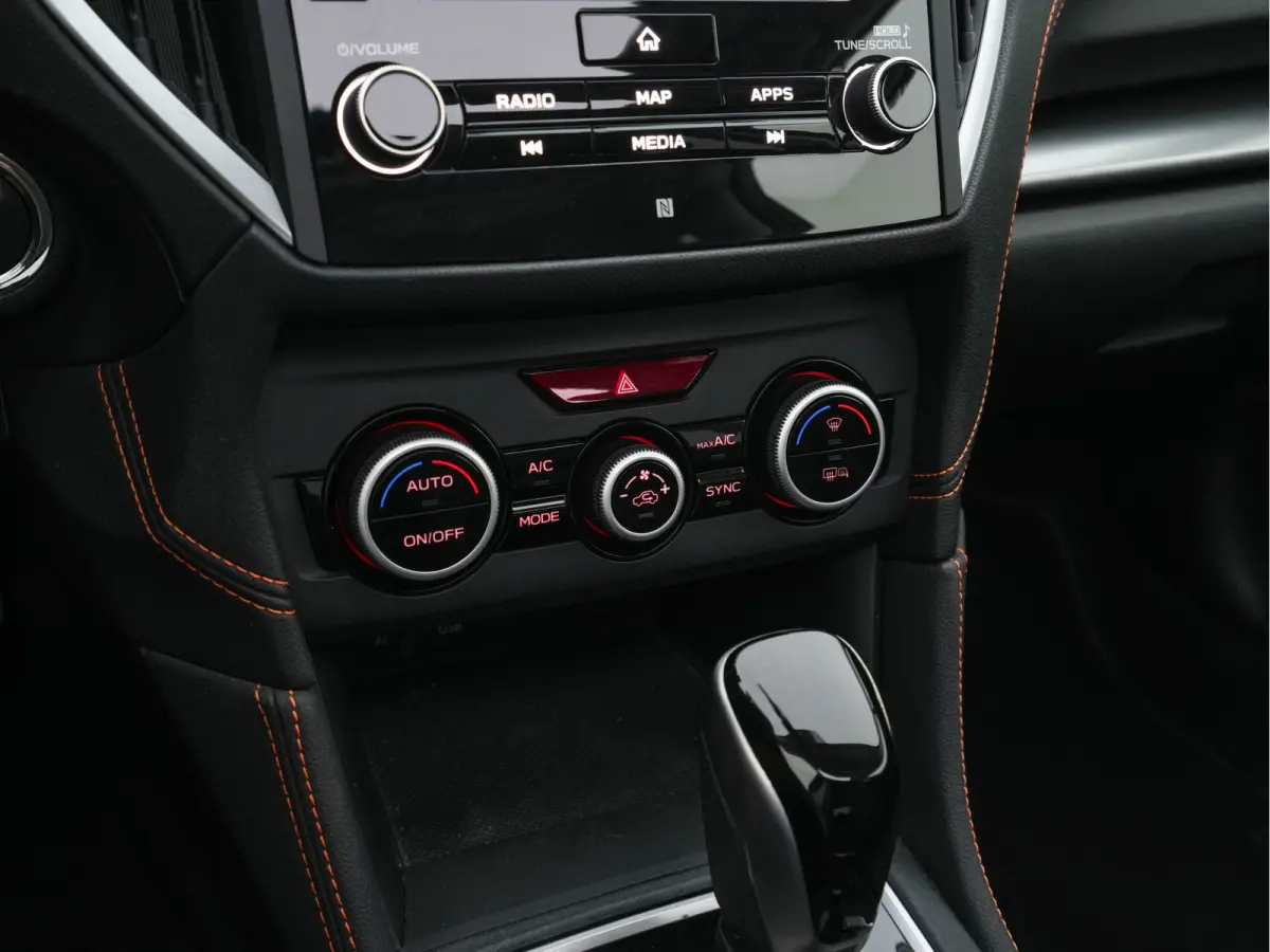 1.6i Premium AWD Aut *PANO | LEATHER | PRIVACY-GLASS | HEATED-SPORTSEATS | NAVI-FULLMAP | DAB | CAMERA | FULL-LED | TOWBAR | 17' ALU*