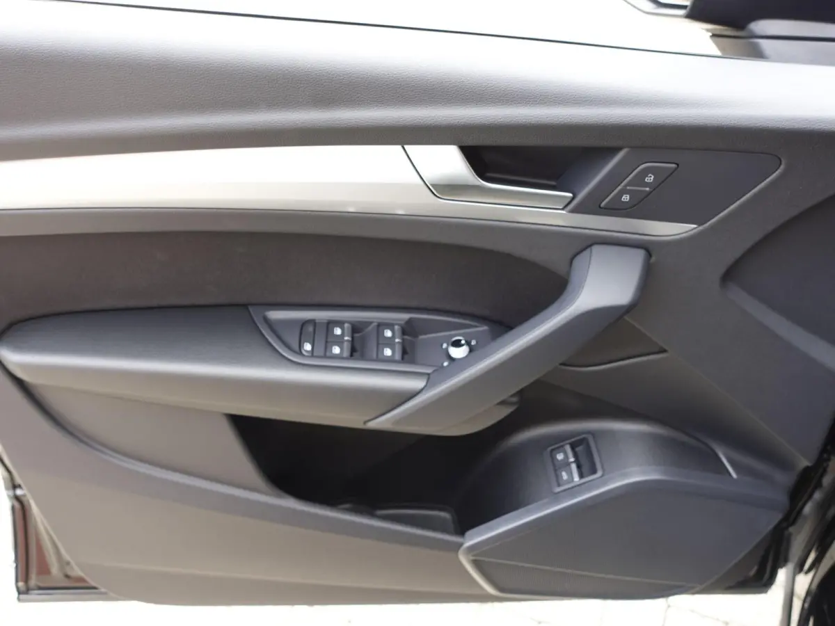 50 TFSI e 300pk PHEV S Line Automaat Navigatie Camera Parkeersensoren Head Up Display Stoelverwarming LED Koplampen Cruise Control  Climate Control