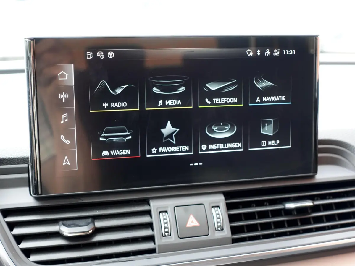 50 TFSI e 300pk PHEV S Line Automaat Navigatie Camera Parkeersensoren Head Up Display Stoelverwarming LED Koplampen Cruise Control  Climate Control