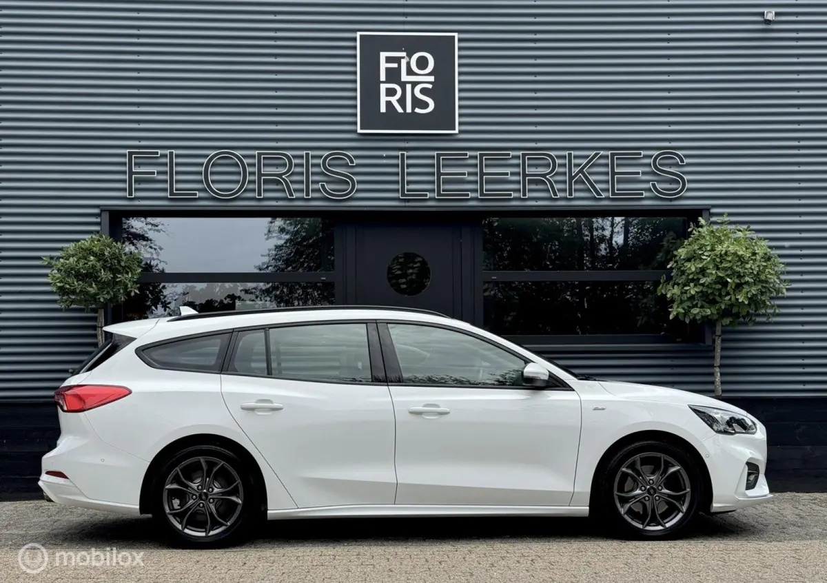 1.0 EcoBoost ST Line Business