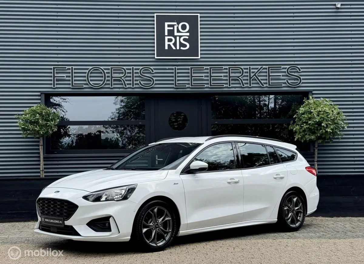 1.0 EcoBoost ST Line Business