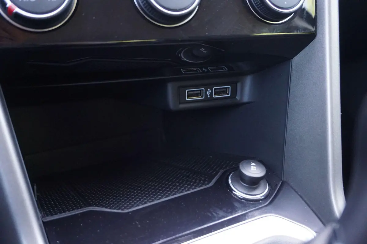 1.0 TSI 115pk Style | Trekhaak | Navigatie | Apple Carplay & Android Auto