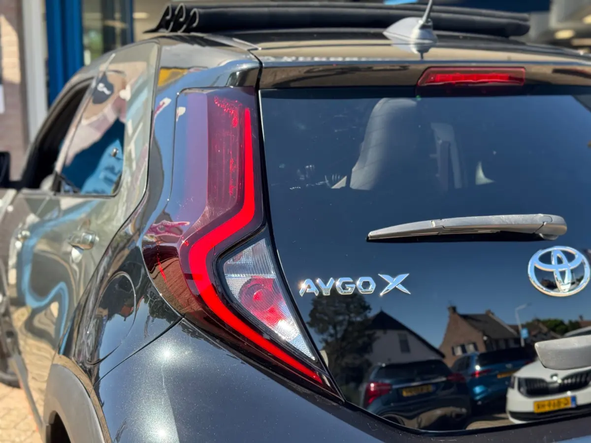 1.0 VVT-i S-CVT Limited 2022 CABRIO AUT NAP!
