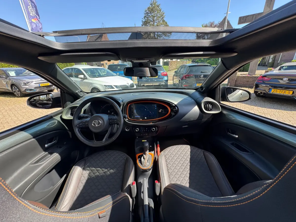 1.0 VVT-i S-CVT Limited 2022 CABRIO AUT NAP!