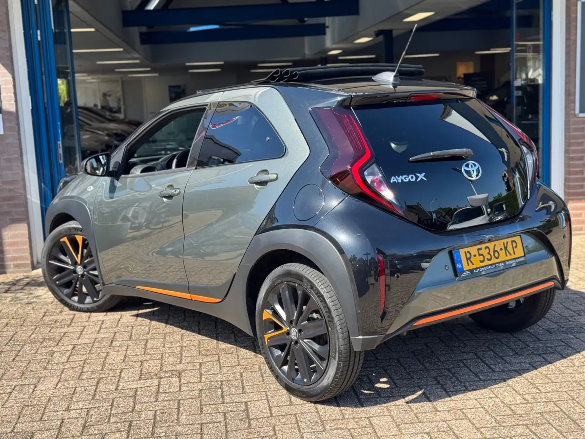 1.0 VVT-i S-CVT Limited 2022 CABRIO AUT NAP!