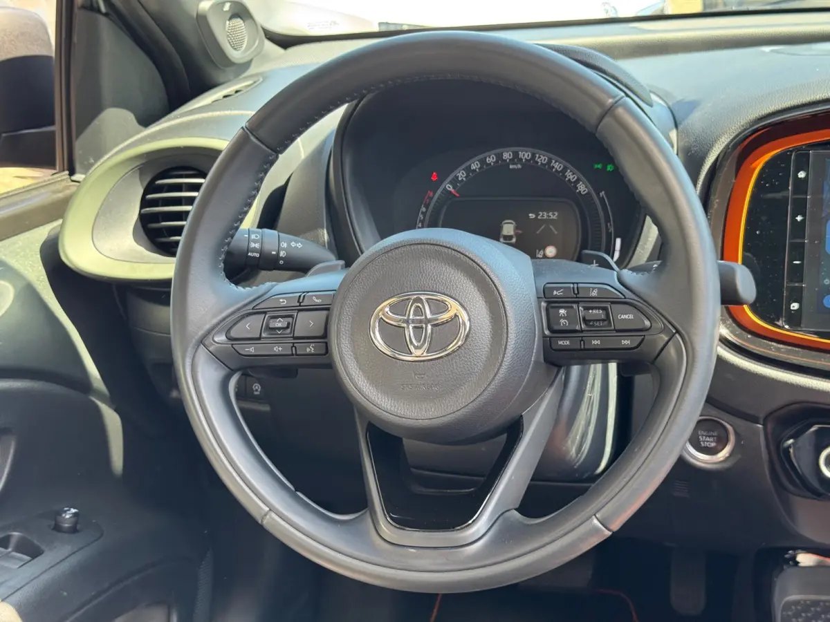 1.0 VVT-i S-CVT Limited 2022 CABRIO AUT NAP!