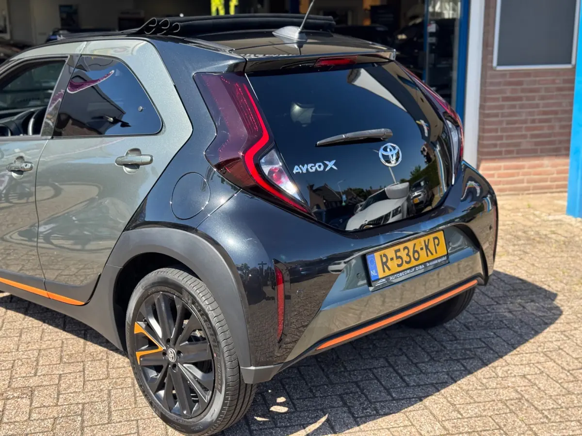 1.0 VVT-i S-CVT Limited 2022 CABRIO AUT NAP!