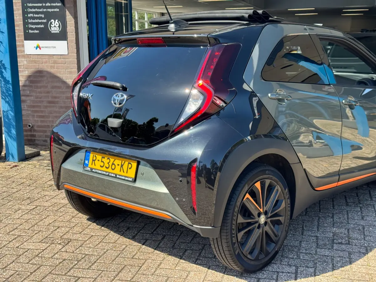 1.0 VVT-i S-CVT Limited 2022 CABRIO AUT NAP!