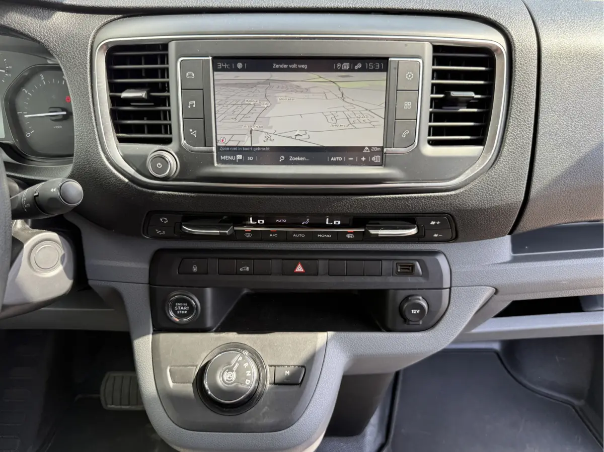Opel Vivaro 2.0 145PK Automaat L2 Climate Control Cruise Control Trekhaak Carplay Camera Navigatie Parkeersensoren Euro 6
