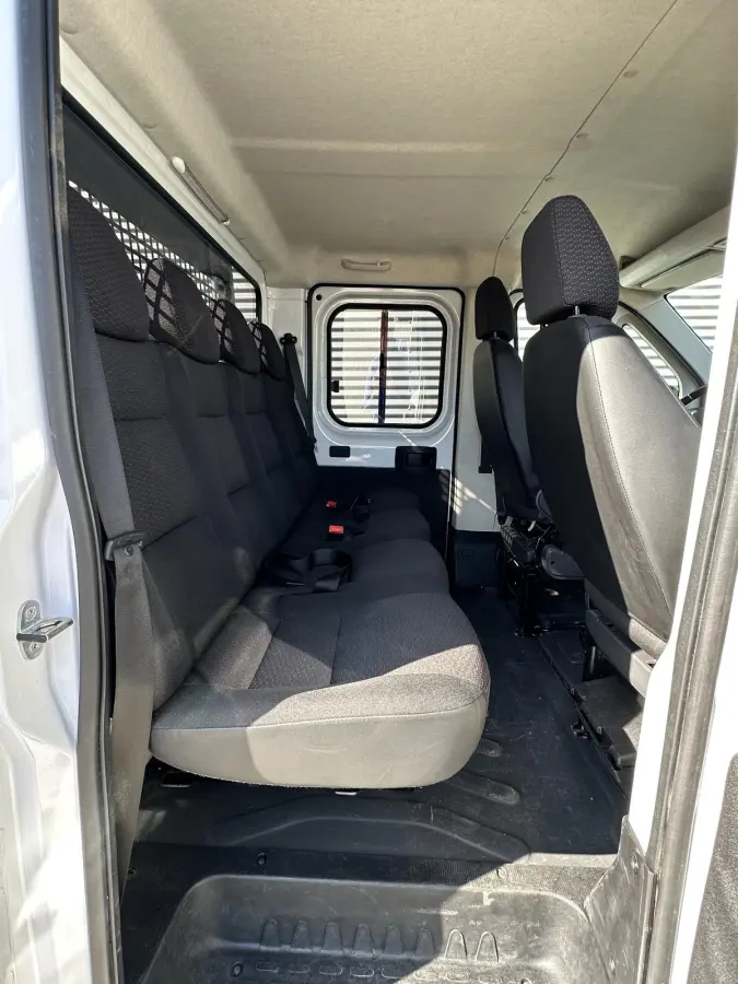 Open laadbak 2.2 165PK L4 DC Dubbele cabine Peugeot Boxer Open laadbak 2.2 BlueHDi 165 L4 Zwaar DC 3.5t