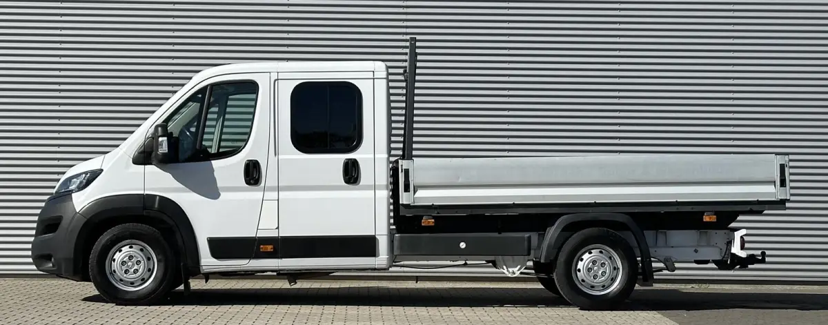 Open laadbak 2.2 165PK L4 DC Dubbele cabine Peugeot Boxer Open laadbak 2.2 BlueHDi 165 L4 Zwaar DC 3.5t