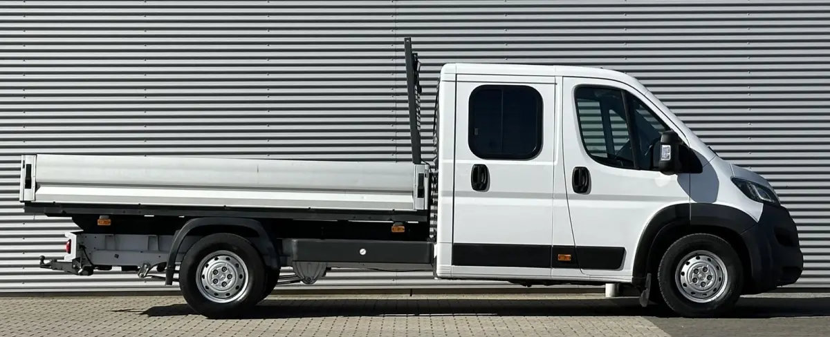 Open laadbak 2.2 165PK L4 DC Dubbele cabine Peugeot Boxer Open laadbak 2.2 BlueHDi 165 L4 Zwaar DC 3.5t