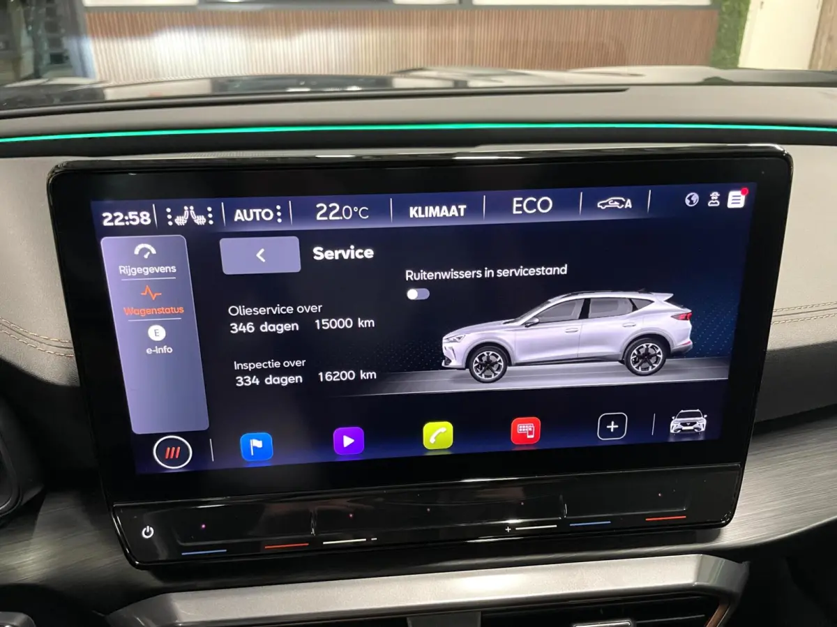 1.4 e-Hybrid VZ 245 PK Camera/ Memo/ Keyless/ 19''LMV/ CarPlay