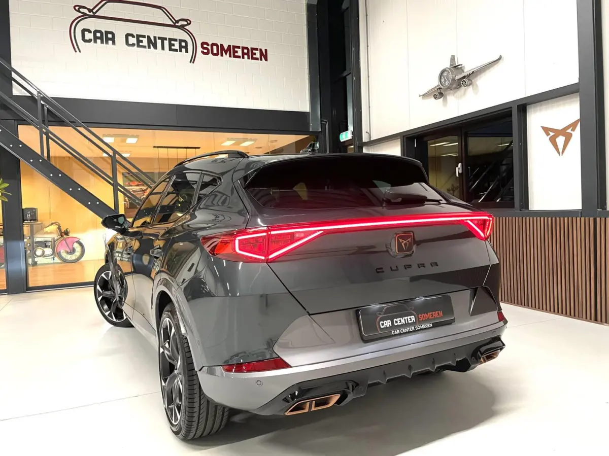 1.4 e-Hybrid VZ 245 PK Camera/ Memo/ Keyless/ 19''LMV/ CarPlay