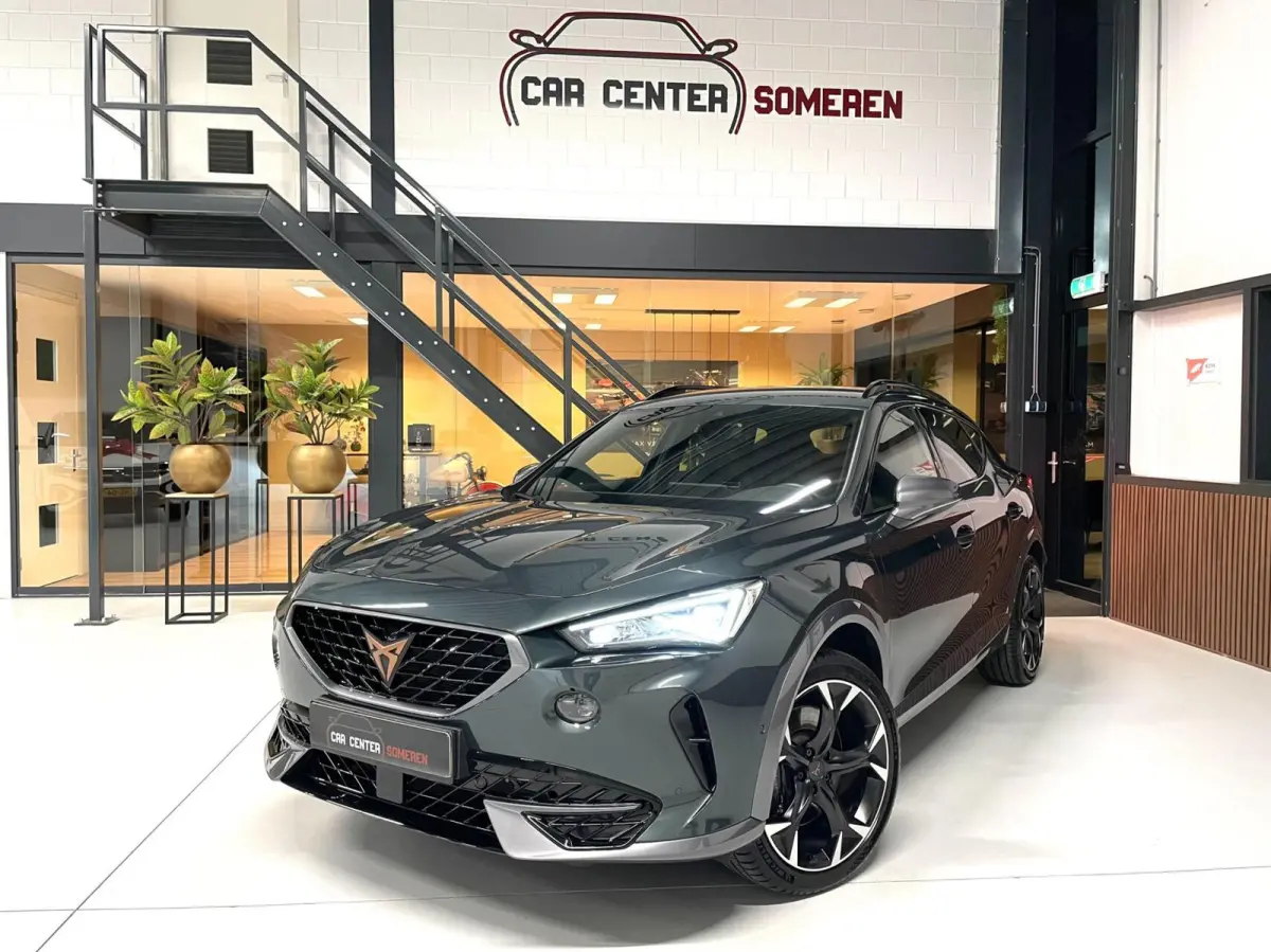 1.4 e-Hybrid VZ 245 PK Camera/ Memo/ Keyless/ 19''LMV/ CarPlay